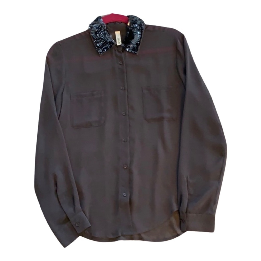 Wyatt Grey sequin collar sheer button down blouse - Picture 2 of 15